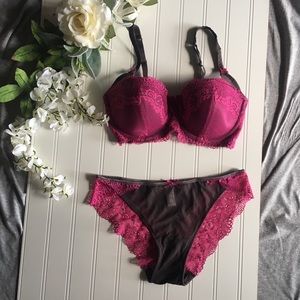 DKNY Bra and Panty Set 32D